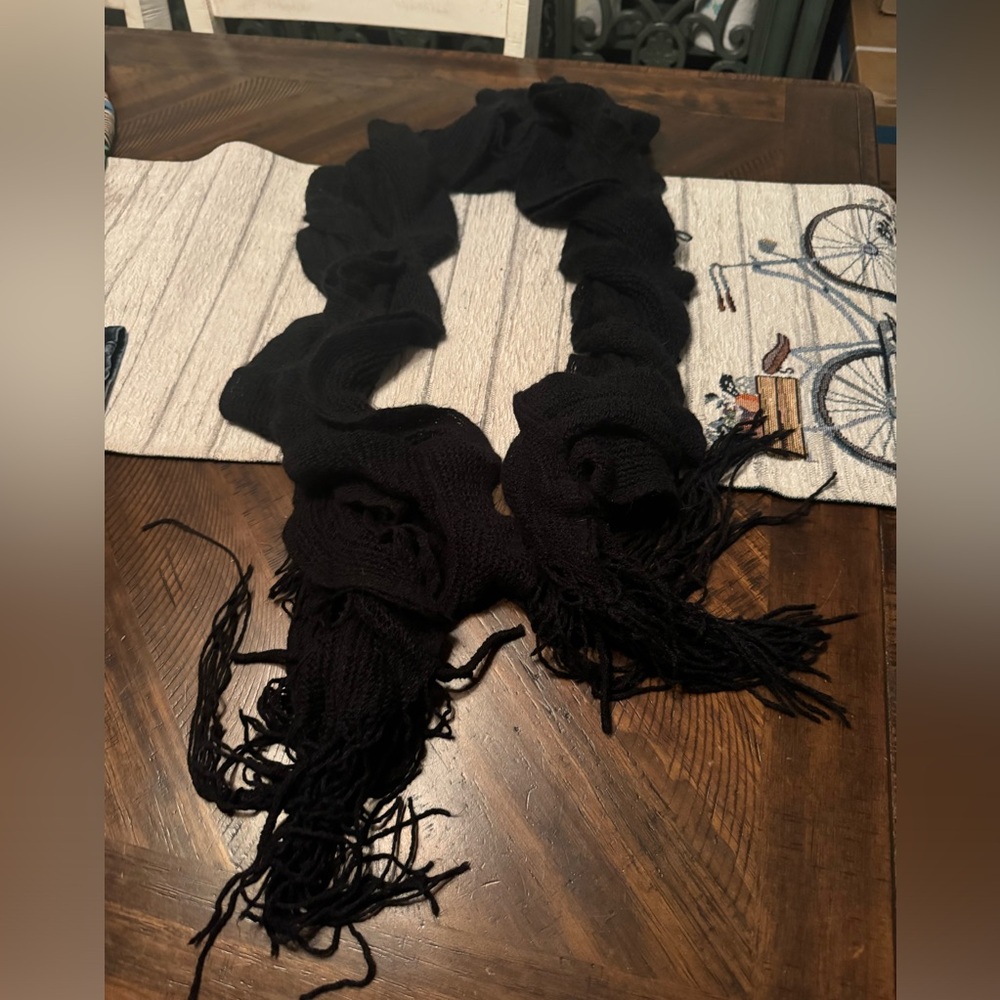 Black scarf